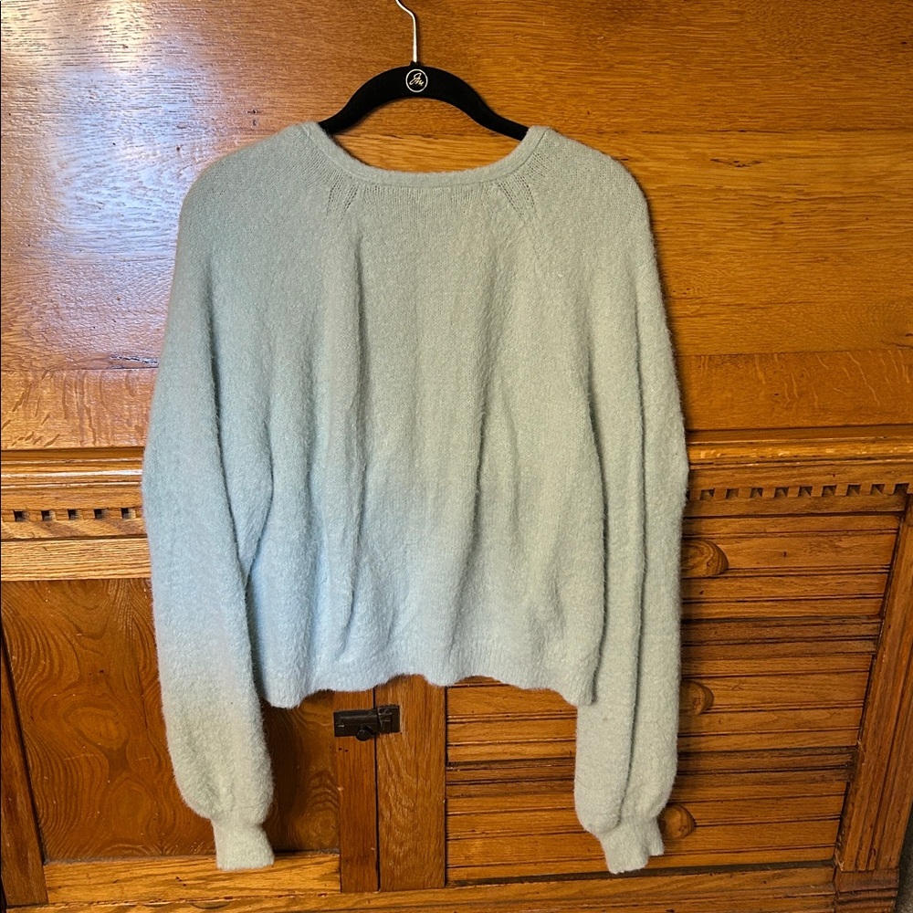 Rue21 Cropped Fuzzy Puffy Sleeve Light Mint Green Sweater Women's Size Large - Picture 2 of 7